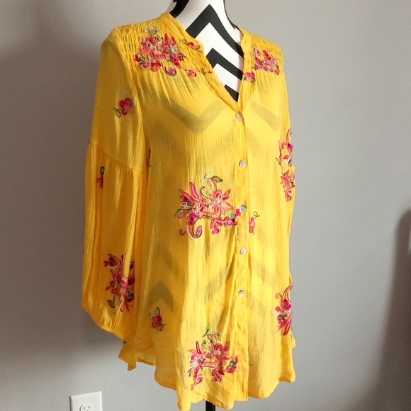 Yellow XL Boho Style Top - Picture 3 of 9